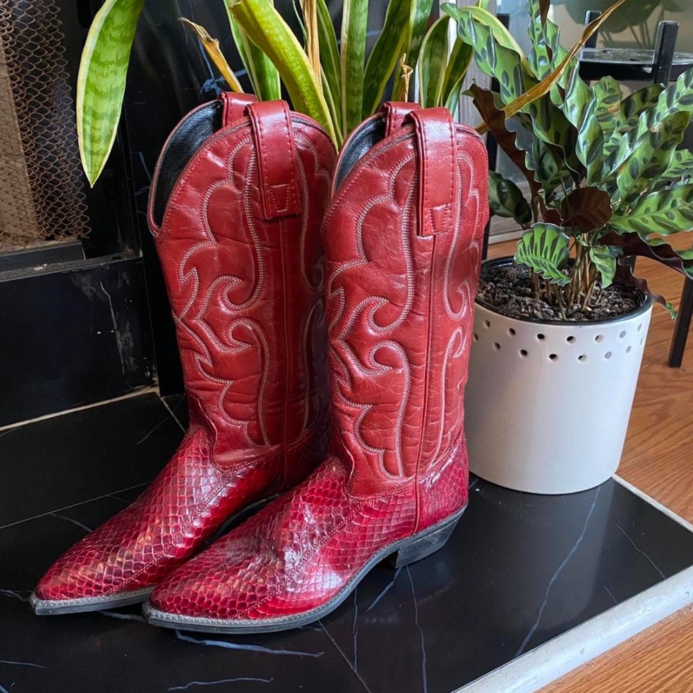Red vintage cowgirl boots
